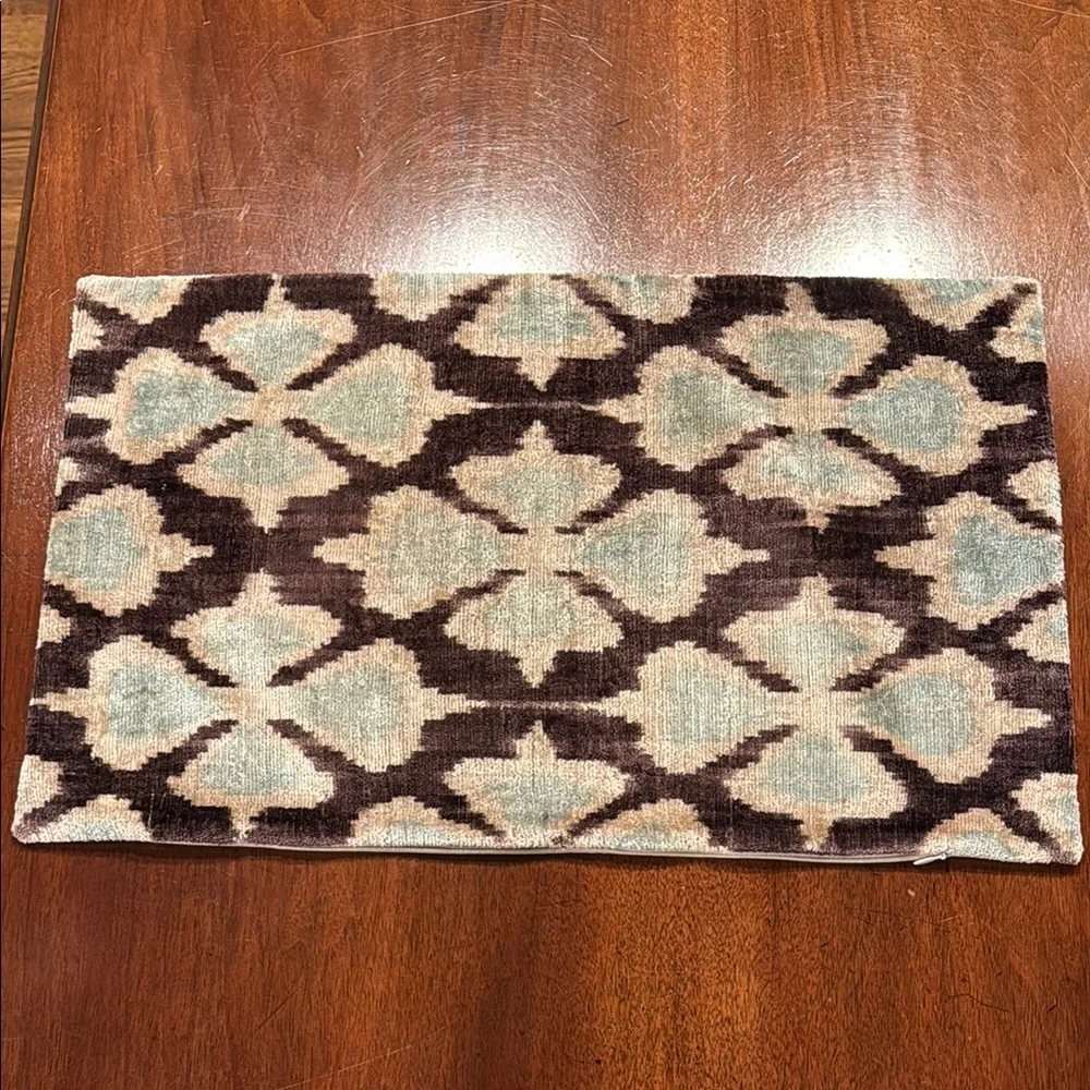 Silk, linen and wool accent pillow cover